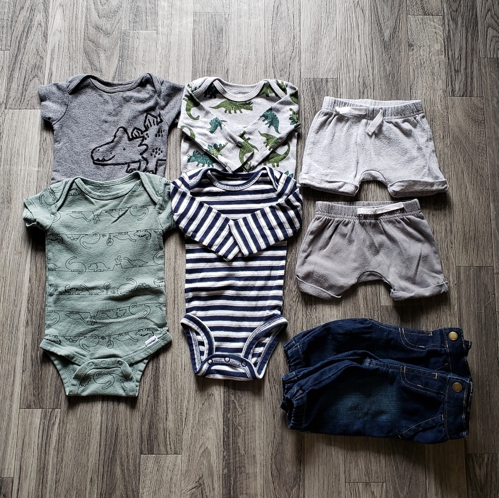 Dinosaur Baby Boy Bundle (3mos)